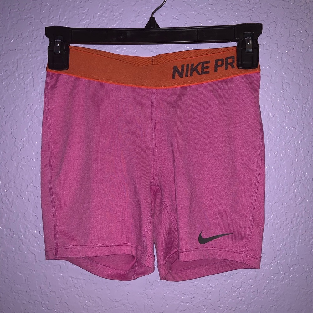 Pink Nike Pros